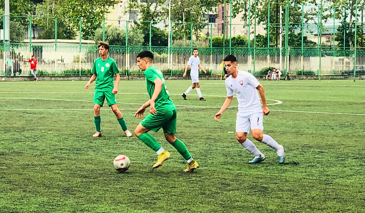 Ekipi U17 FK Apolonia ne ndeshjen kunder Fc Internacional Tirana ne Fier.