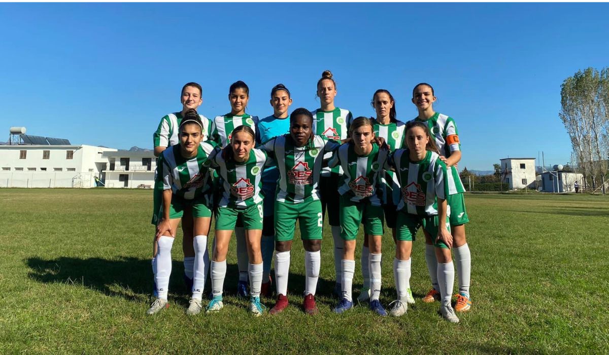 Skuadra e pare femra FK Apolonia, e cila fiton 4-1 me Partizanin
